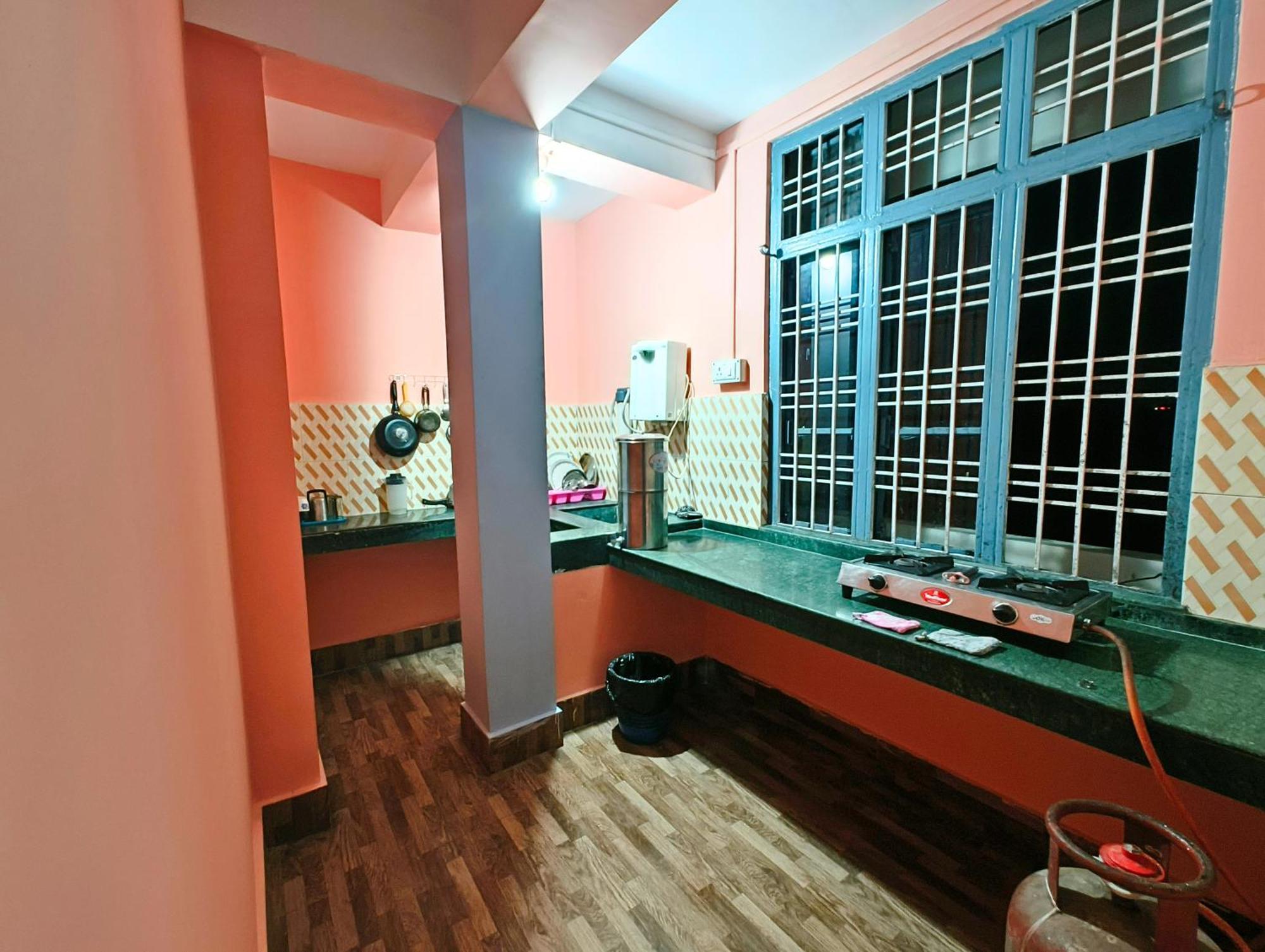 Taj Residency Holiday Homestay -Entire 1Bhk & 2Bhk Private Apartments -Call 767Ooo54Oo Jorhāt Exterior photo