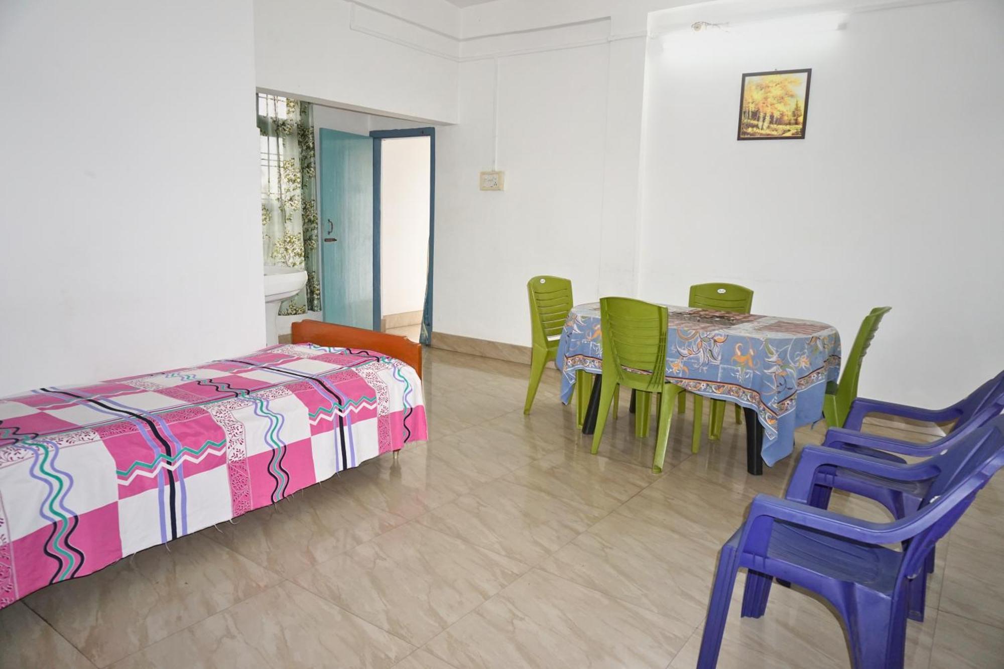 Taj Residency Holiday Homestay -Entire 1Bhk & 2Bhk Private Apartments -Call 767Ooo54Oo Jorhāt Exterior photo