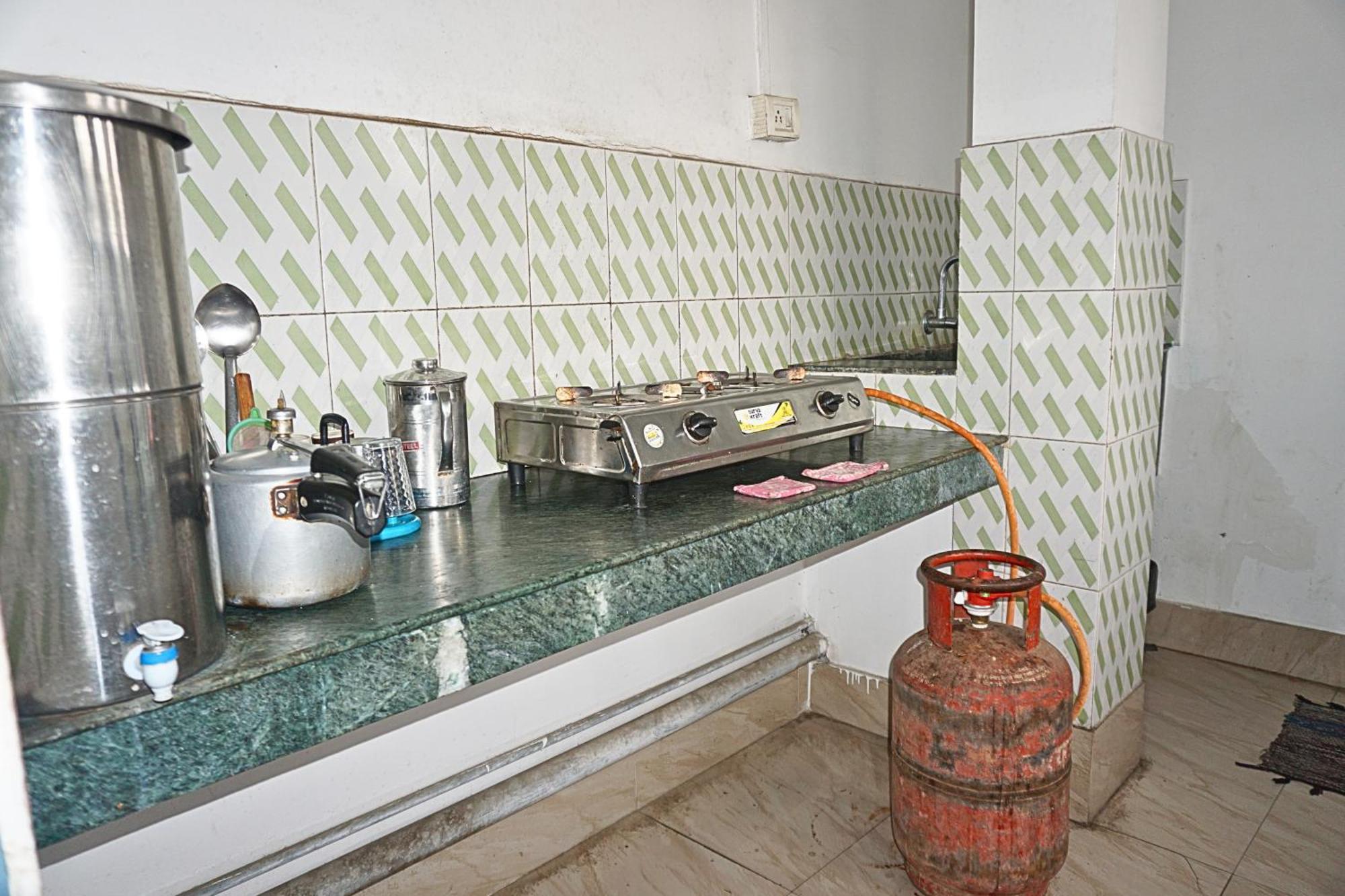 Taj Residency Holiday Homestay -Entire 1Bhk & 2Bhk Private Apartments -Call 767Ooo54Oo Jorhāt Exterior photo