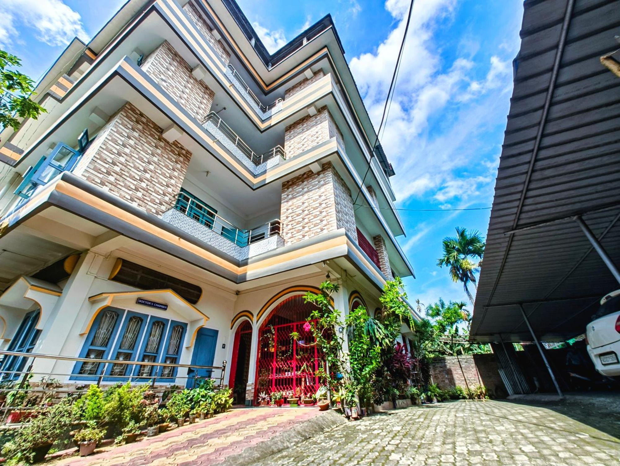 Taj Residency Holiday Homestay -Entire 1Bhk & 2Bhk Private Apartments -Call 767Ooo54Oo Jorhāt Exterior photo