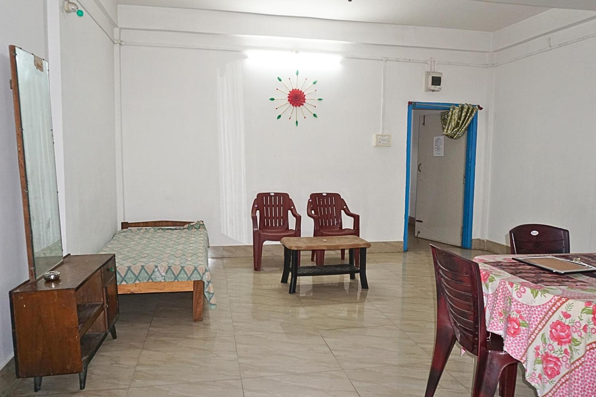 Taj Residency Holiday Homestay -Entire 1Bhk & 2Bhk Private Apartments -Call 767Ooo54Oo Jorhāt Room photo
